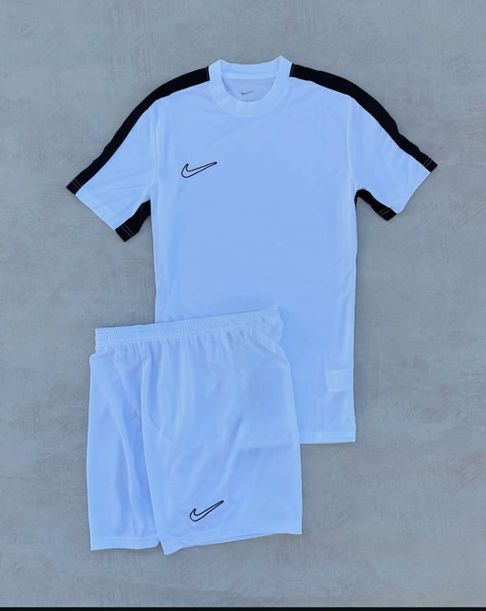 Conjunto drifit deportivo ACADEMY