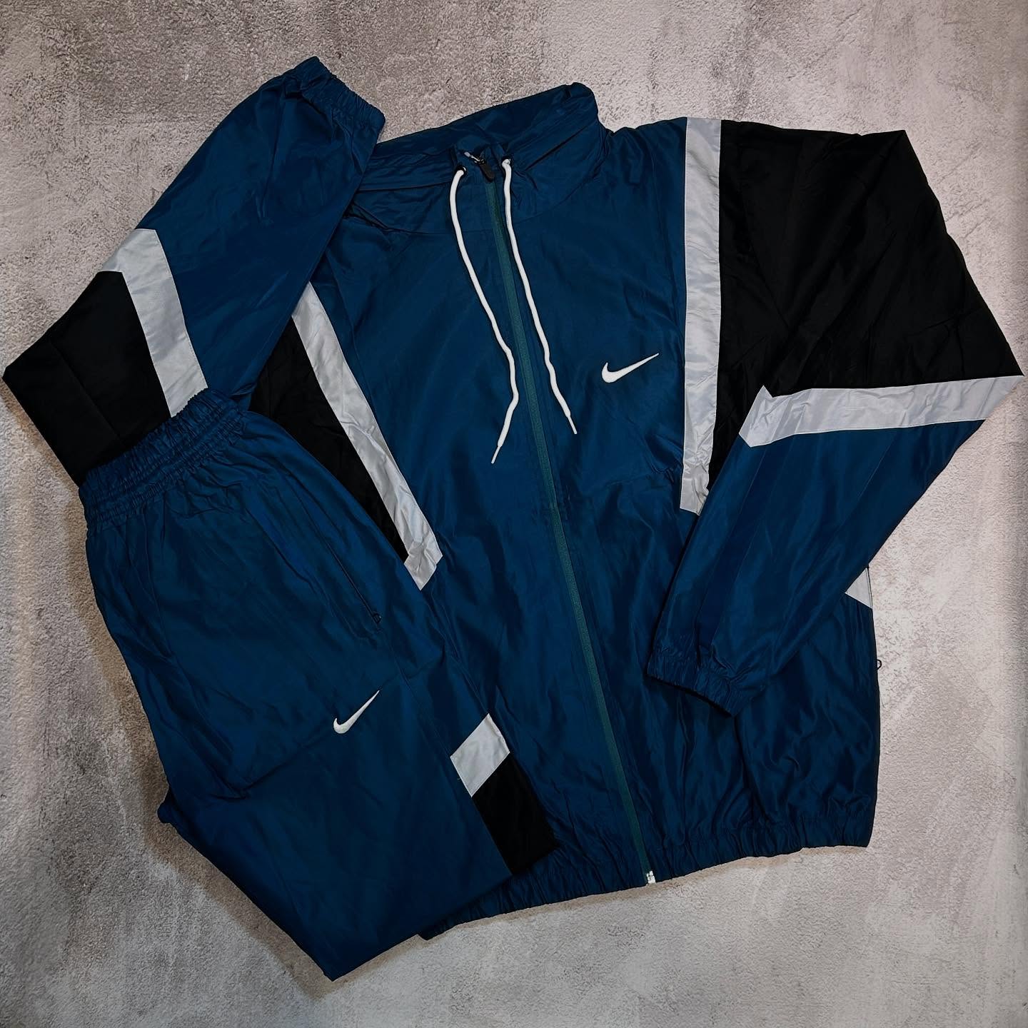Conjuntos Nike con red interior